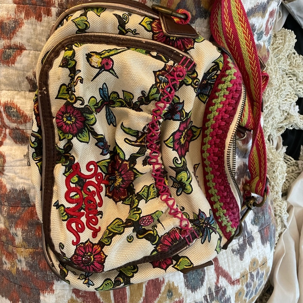 sakroots true love bag